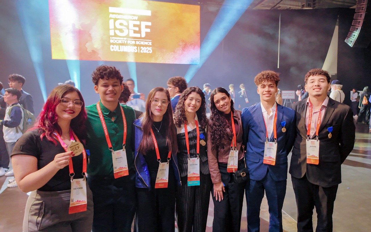 Premiação da EEMTI Marconi Coelho Reis de Cascavel na maior Feira Internacional de Ciências e Engenharia do mundo: a Regeneron International Science and Engineering Fair (ISEF).